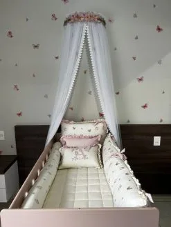 Dossel Arabesco 3 Borboleta Rosê + Mosquiteiro Tule - Berço De Luxo