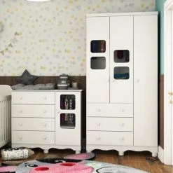 Quarto De Bebê Com Guarda Roupa E Cômoda 4 Gavetas Com Janela Uli Móveis Peroba